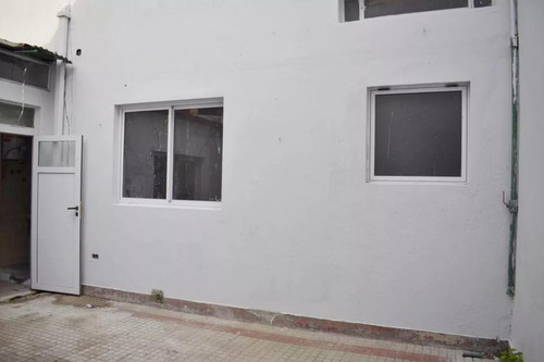 Casa Venta 3 Dormitorios , 2 Baños Y 127 Mts 2- La Plata