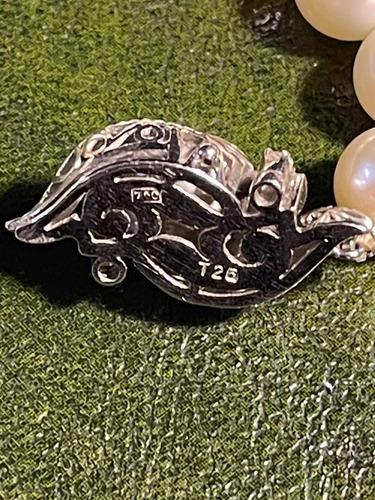 Collar De Perlas Con Broche De Oro Blanco C Brillantes (Usado)