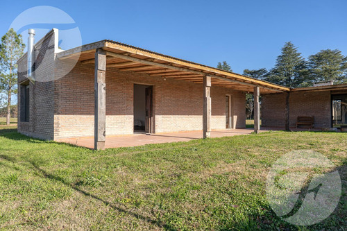 Venta De Chacra En San Pedro - Casa De 430 M2 - Gobernador Castro - Pecan Y Arboleda