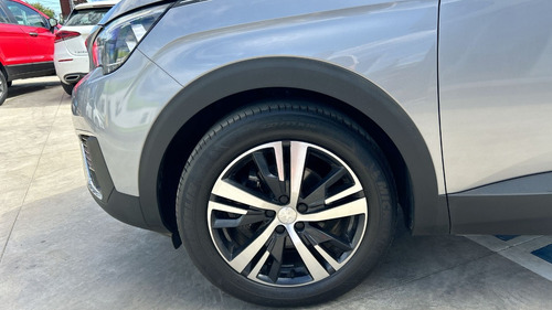 Peugeot 5008 Allure Bluehdi 120hp Eat6