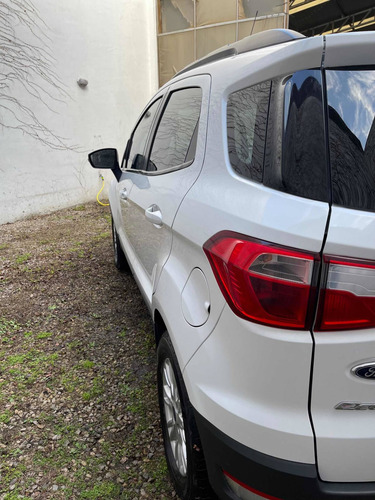 Imagen 6 de 17 de Ford Ecosport 2017 1.6 Se 110cv 4x2