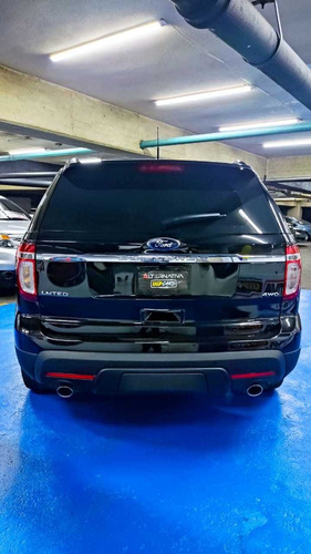 Imagen 11 de 16 de Ford Explorer Limite