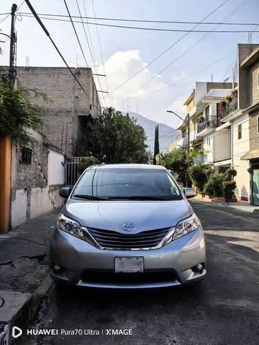 Toyota Sienna 3.5 Xle V6/ Qc At