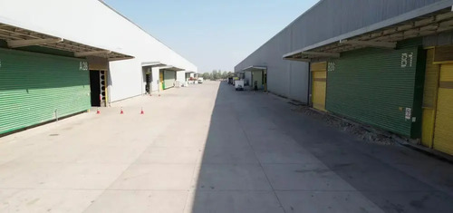 Arriendo De Bodega 2700 M² En Condominio En San Bernardo