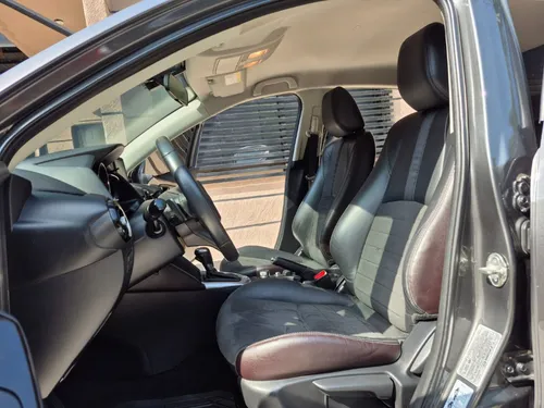 Mazda 2 GRAND TOURING LX