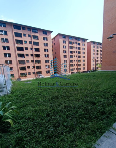 Apartamento En Venta Ubicado En Resd.manantial, Urb.campo Claro, Mérida - Ma6-16