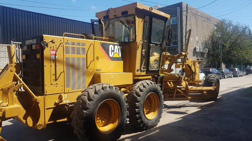 Motoniveladora Caterpillar 140k