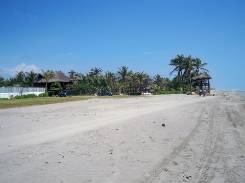 Imagen 13 de 20 de Terrenos En Playa Encantada,desde 2000 M2. Boulevard Barra Vieja, Sobre Playa.