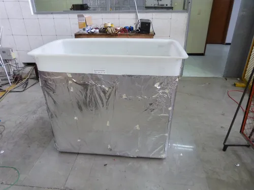 Grua Tipo Canasta Aislada
