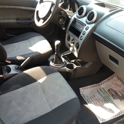 Ford Fiesta Sedan 1.6 Flex 4 P - 2009/2010
