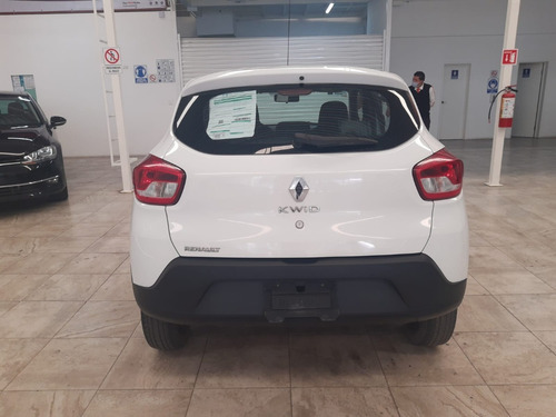 Imagen 7 de 14 de Kwid Intens Std