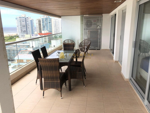 Apto En La Brava Con Excelente Vista Al Mar - Consulte!!!!- Ref: 2731