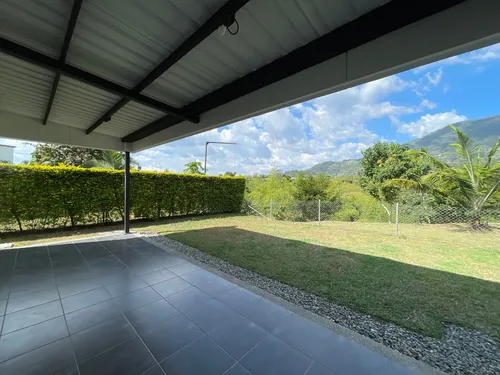Casa Campestre En Venta - Calarca