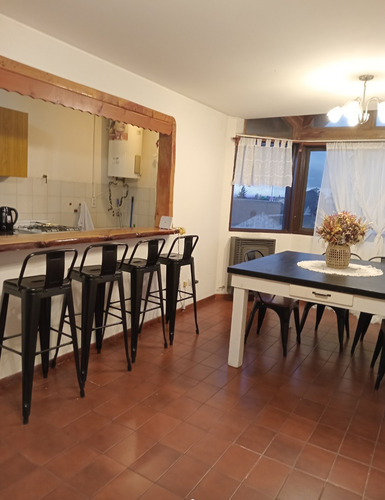 Dpto.4 Personas, 65.000$ Centro. Leer Las Fechas. Gracias