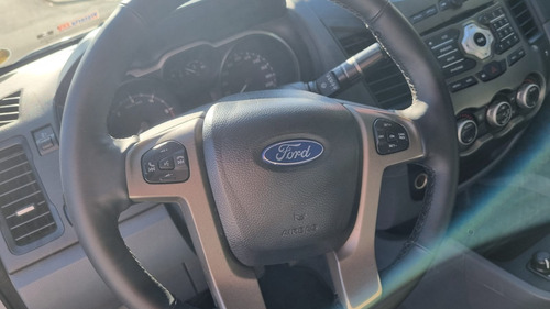 Ford Ranger 3.2 Limited Cab. Dupla 4x4 Aut. 4p
