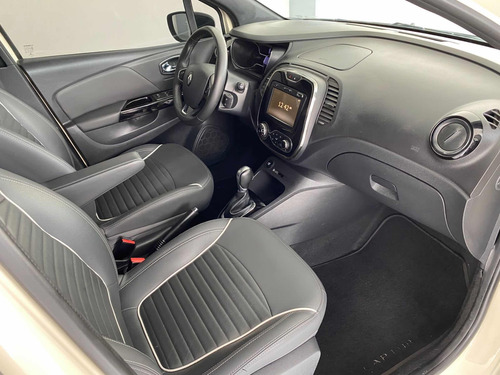 Renault Captur 2.0 Iconic At