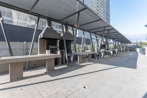 Edificio Av. Américo Vespucio (1 Est. 1 Bod.) Vista Ponien
