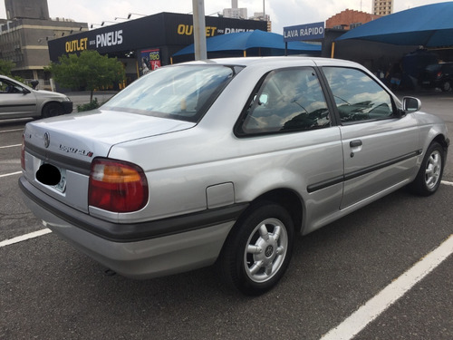 Imagem 4 de 15 de Volkswagen Logus Glsi 2000