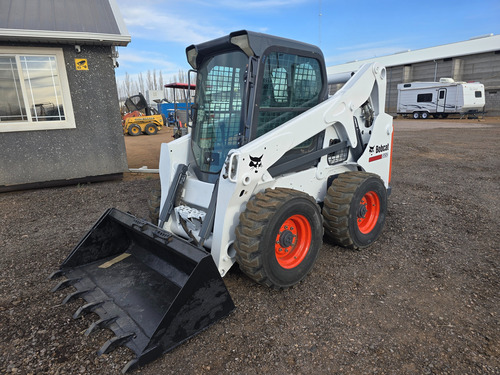 Minicargador Bobcat S650 Año 2012 Con Cabina Y A/c,