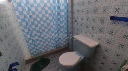Imagen 12 de 17 de Casa En Venta En Zona Centro De Turmero Aragua 22-26059 Irrr