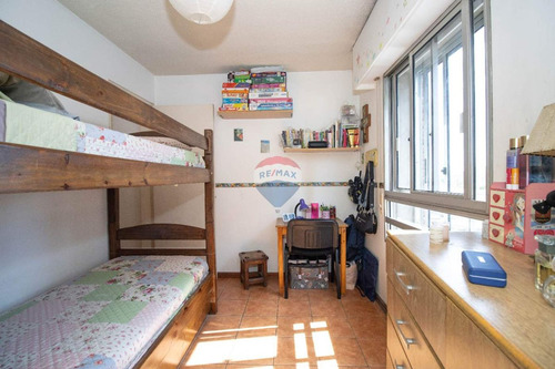 Venta Apartamento 2 Dormitorios Balcón Centro