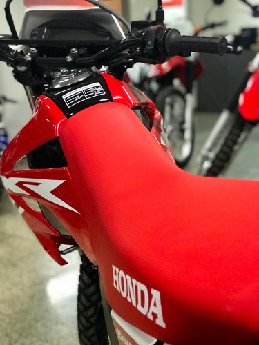 Imagen 5 de 8 de Honda Xr 250 Tornado--0 Km - Agencia Y Servicio Oficial
