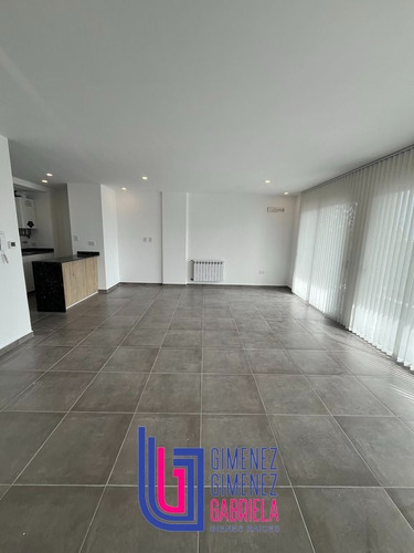 Venta De Departamento Dos Dormitorios Calle 54 E/ 23 Y 24