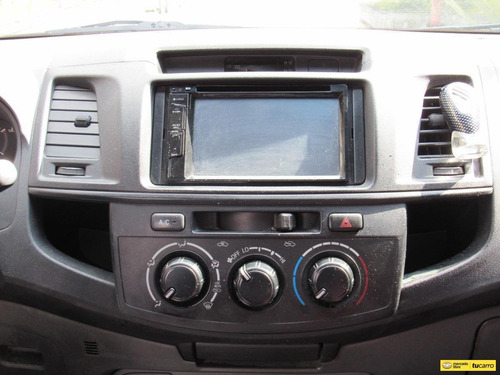 Imagen 14 de 25 de Toyota Hilux 2.5 4x4