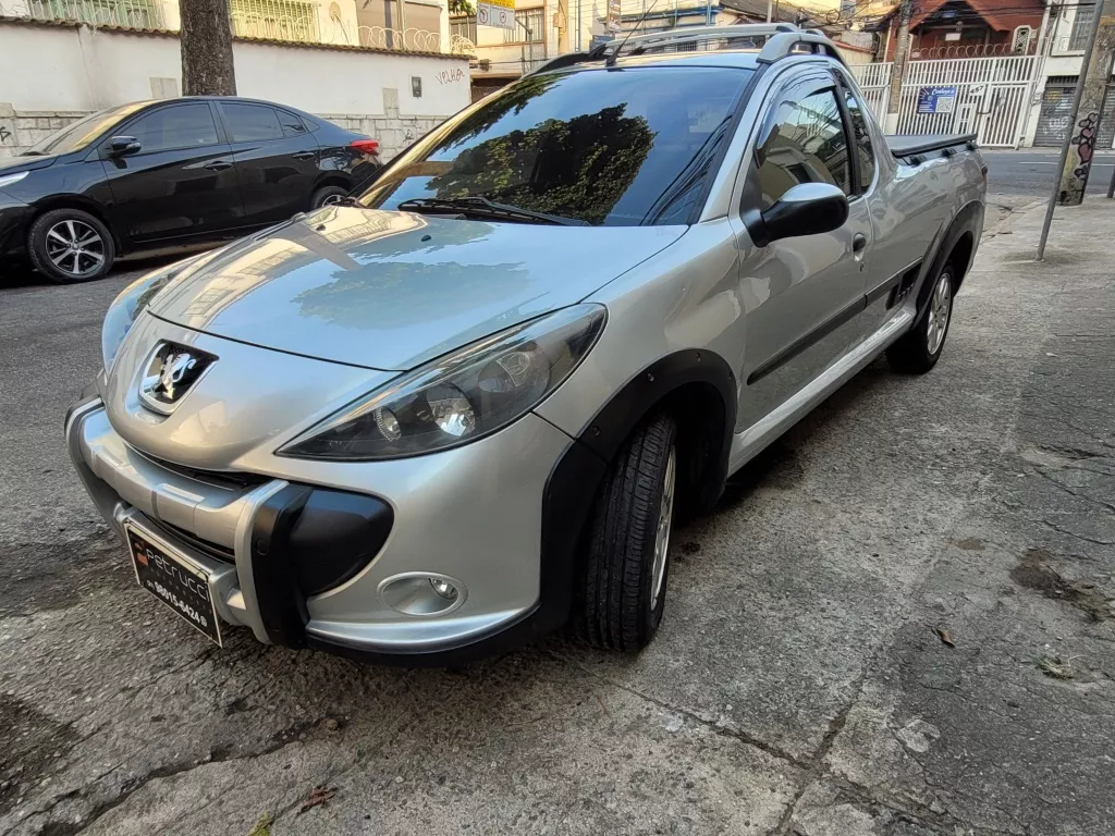 Peugeot Hoggar 1.6 ESCAPADE 16V FLEX 2P MANUAL