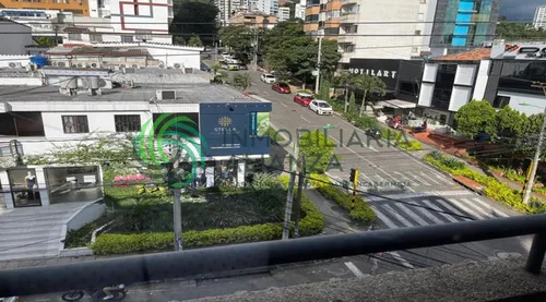 Apartamento En Venta En Cabecera Del Llano. Cod V61581