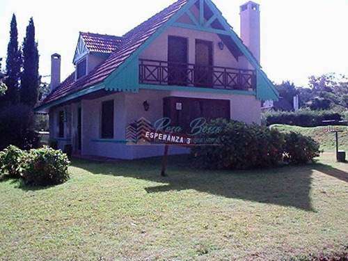 Imagen 2 de 21 de Casa En Golf, 3 Dormitorios *