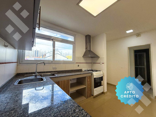 Venta Casa 2 Dormitorios Bº Perticone Centenario