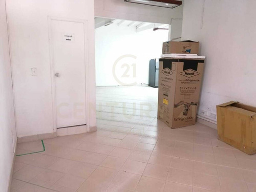 Imagen 14 de 22 de Se Vende Casa Independiete En El Poblado Para Uso Comercial