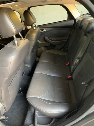Imagen 11 de 13 de Ford Focus Se Plus 2.0 Mt