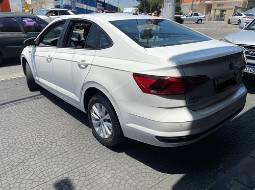Imagem 4 de 11 de Volkswagen Virtus 1.6 Msi 2018