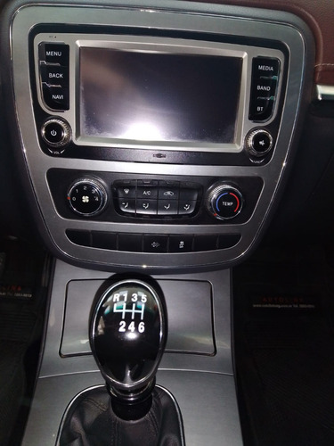 JAC T6 2.0 Luxury 4x2 Dob Cabina