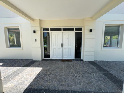 Casa Clasica Venta 3 Dormitorios En Glorietas