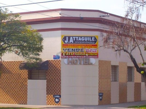 Imagen 2 de 9 de Edificio En Venta En Merlo