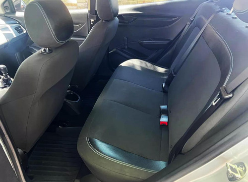 Chevrolet Onix Plus 1.4 Black Edition