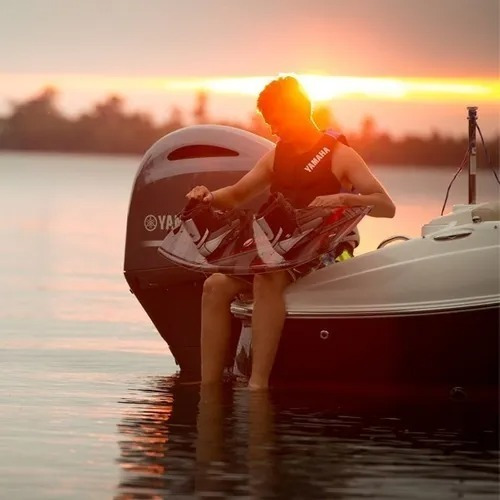 Imagem 14 de 17 de Motor De Popa Yamaha 150hp 4t Leia Anúncio