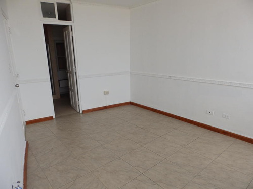 Venta De Apartamento En Ph Beverly Hills, Betania 19-2601