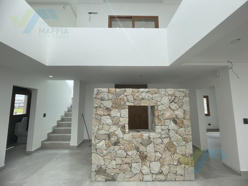 Casa En San Sebastian Laguna