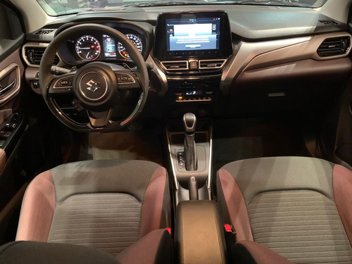 Suzuki S-cross 2025
