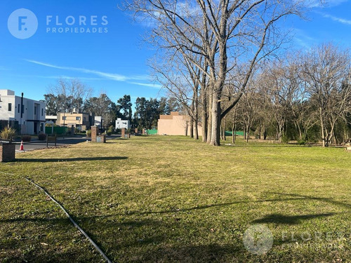 Imagen 7 de 13 de Flores Prop. Vende Lote En Barrio La Josefina, Pilar