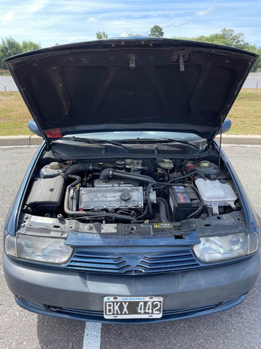 Imagen 12 de 16 de Alfa Romeo 146 1997 2.0