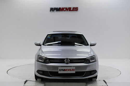 Volkswagen Vento 2.0 Sportline Dsg 2014 Rpm Moviles