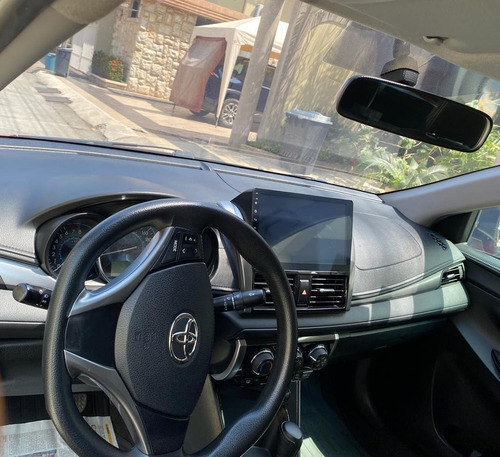 Imagen 7 de 9 de Toyota Yaris Newyaris 1.5 Ta