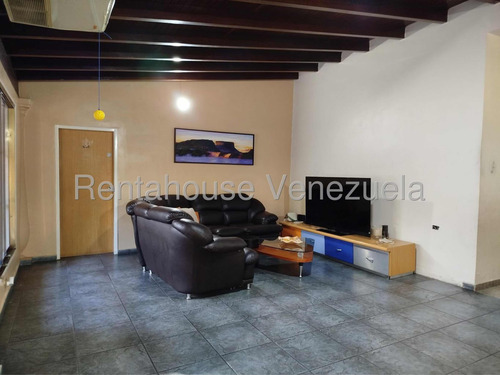 Asg Linda Y Amplia Casa En Venta Las Mayas El Limon 25-14878