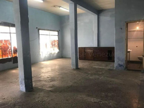 Imagen 9 de 30 de Venta De Edificio En Los Rosales / Gc 23-3556