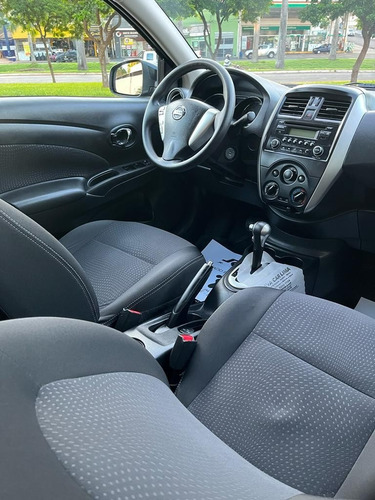 Imagem 11 de 14 de Nissan Versa Sv 1.6 Preto 2018
